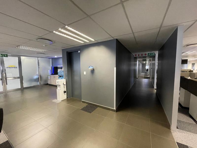 To Let Commercial Property for Rent in Die Hoewes Gauteng