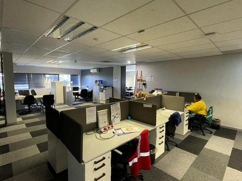 To Let Commercial Property for Rent in Die Hoewes Gauteng