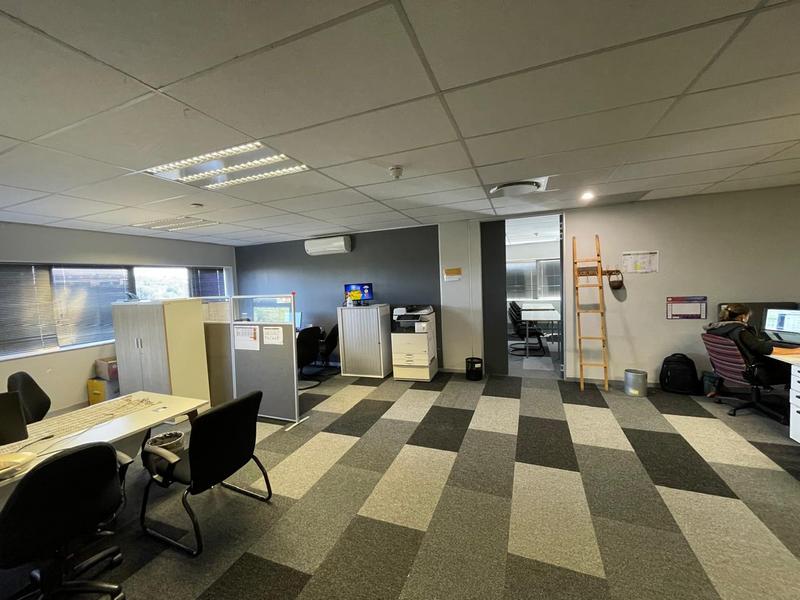 To Let Commercial Property for Rent in Die Hoewes Gauteng