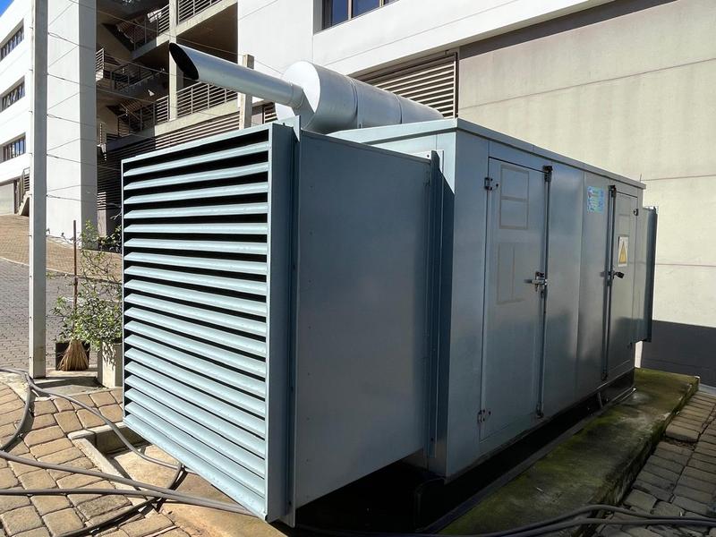 To Let Commercial Property for Rent in Die Hoewes Gauteng