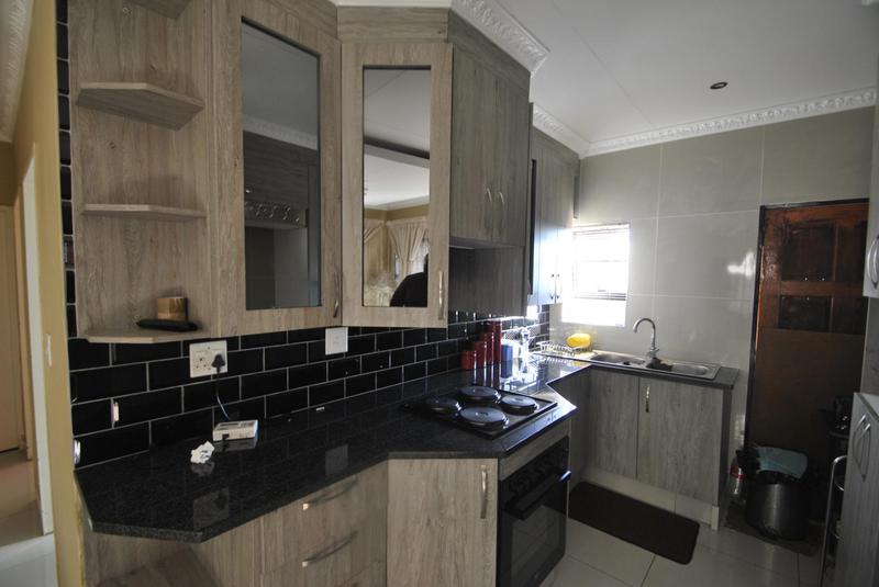 3 Bedroom Property for Sale in Dawn Park Gauteng