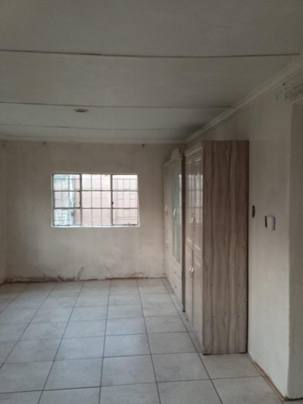 1 Bedroom Property for Sale in Greenhills Gauteng