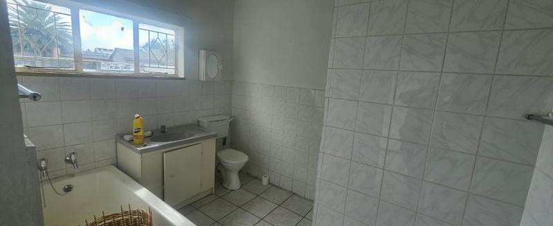 1 Bedroom Property for Sale in Greenhills Gauteng