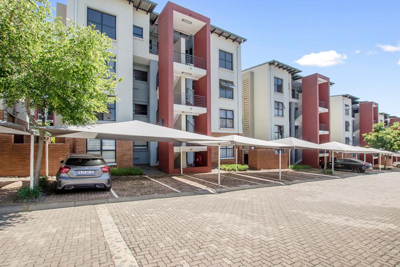 To Let 1 Bedroom Property for Rent in Fourways Gauteng