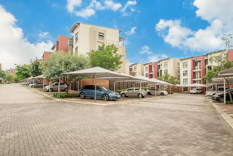 To Let 1 Bedroom Property for Rent in Fourways Gauteng