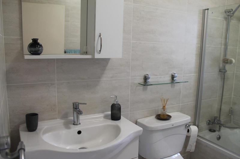 2 Bedroom Property for Sale in Bruma Gauteng