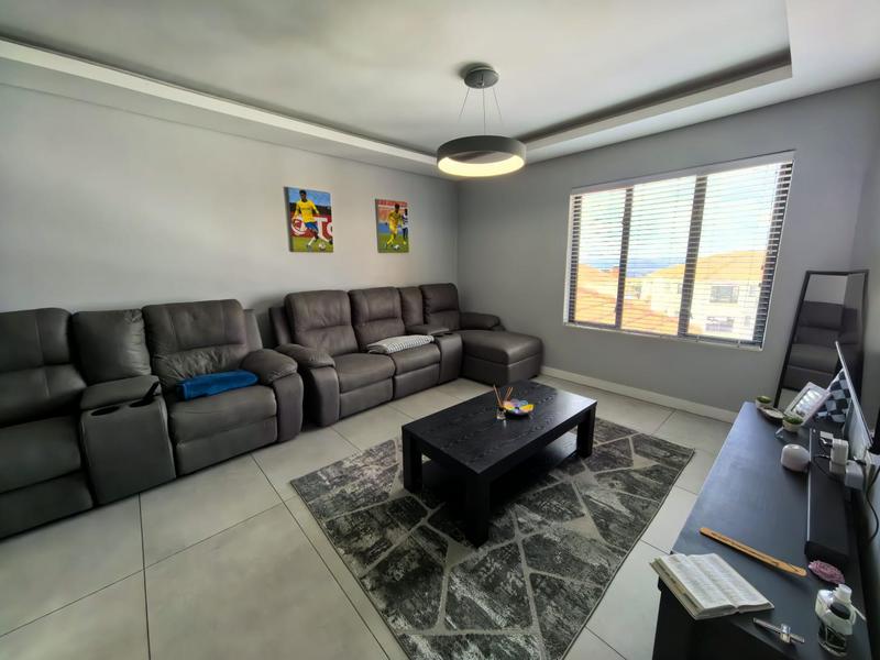 3 Bedroom Property for Sale in Greenstone Hill Gauteng