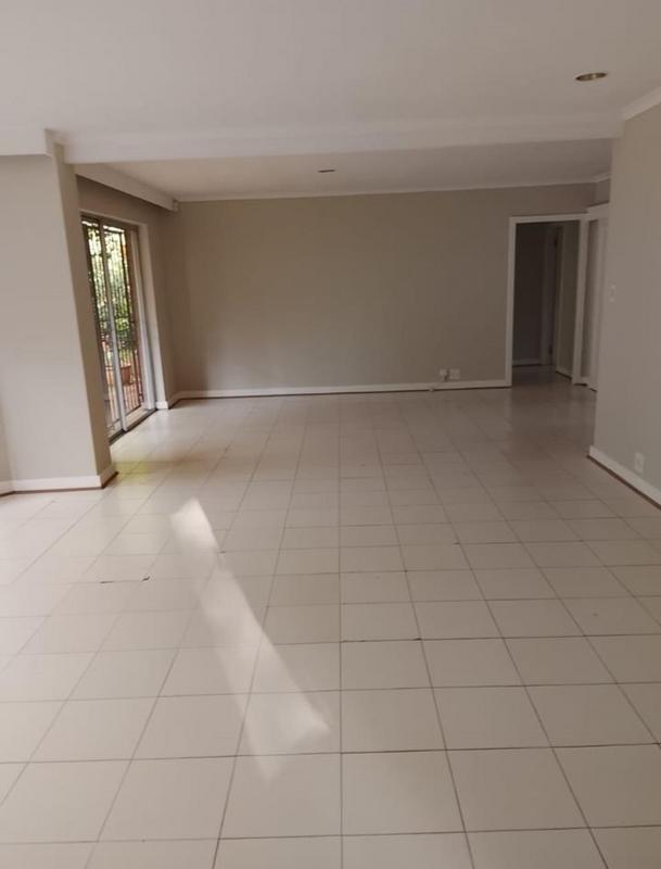 To Let 2 Bedroom Property for Rent in Dunkeld Gauteng