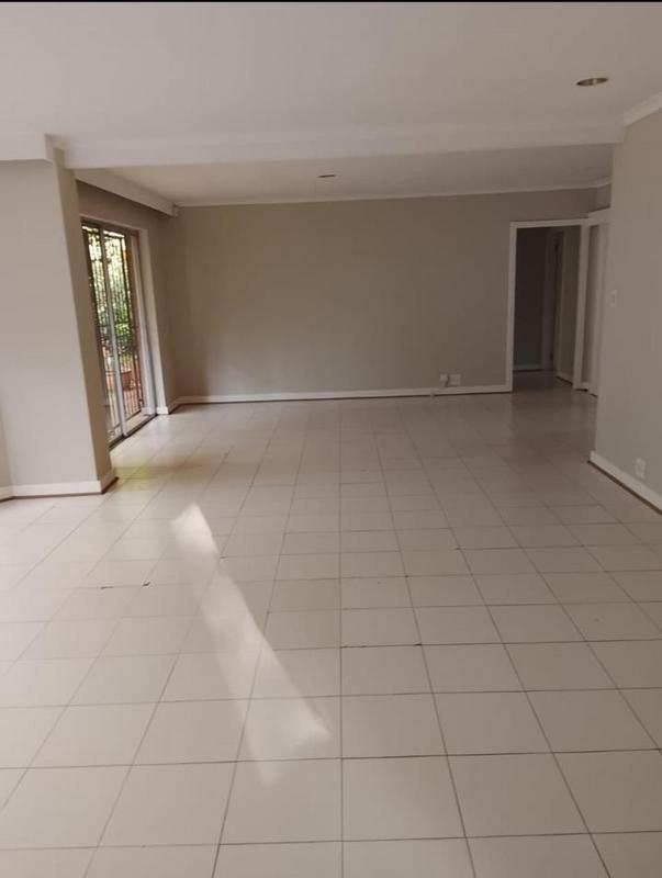 To Let 2 Bedroom Property for Rent in Dunkeld Gauteng