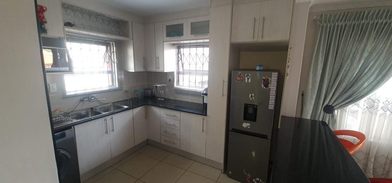 3 Bedroom Property for Sale in Noordwyk Gauteng