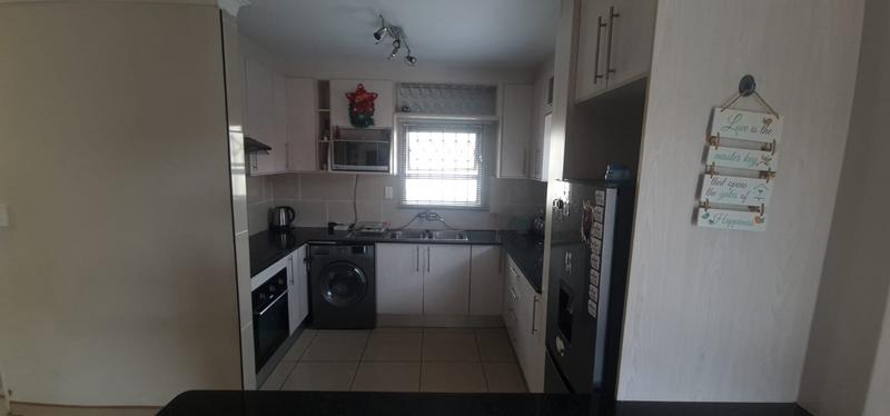 3 Bedroom Property for Sale in Noordwyk Gauteng