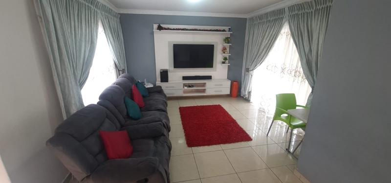 3 Bedroom Property for Sale in Noordwyk Gauteng