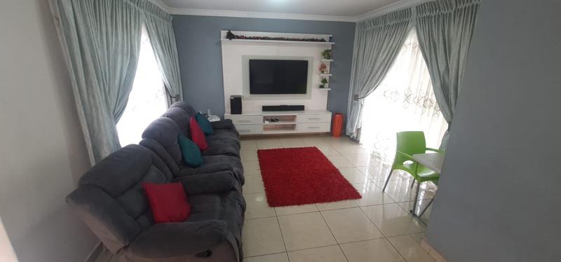 3 Bedroom Property for Sale in Noordwyk Gauteng