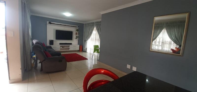 3 Bedroom Property for Sale in Noordwyk Gauteng