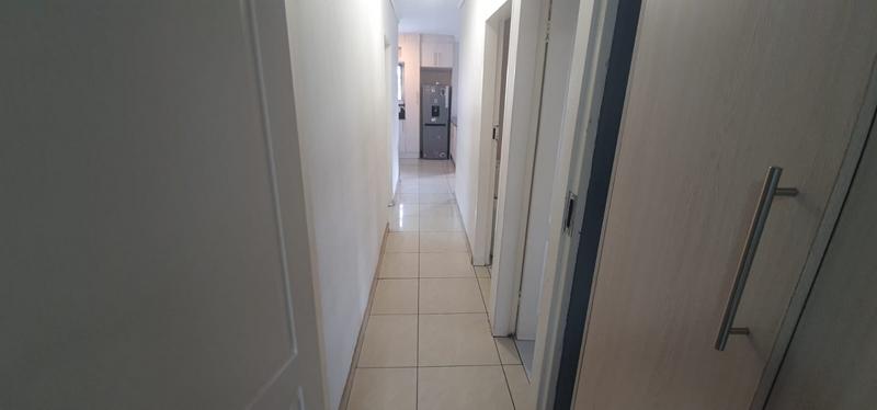 3 Bedroom Property for Sale in Noordwyk Gauteng