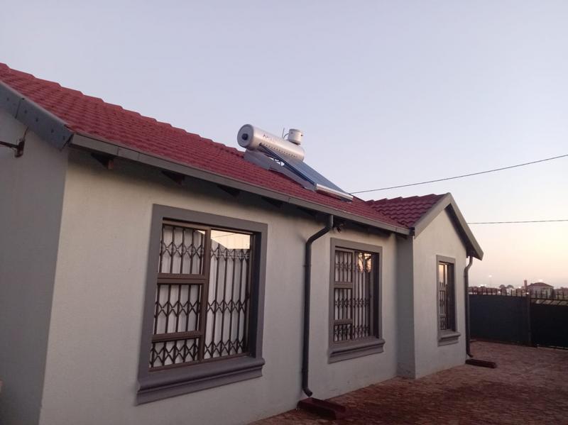 3 Bedroom Property for Sale in Vosloorus Ext 6 Gauteng