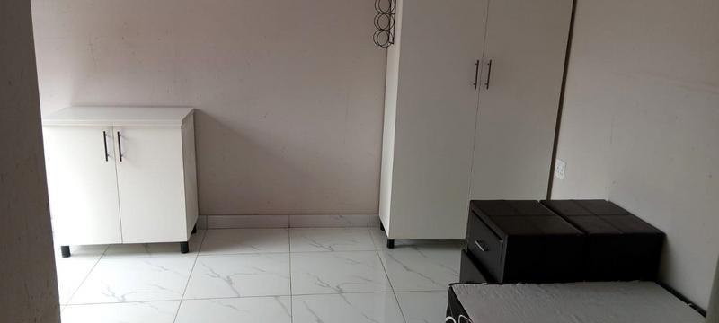 1 Bedroom Property for Sale in Protea Glen Gauteng