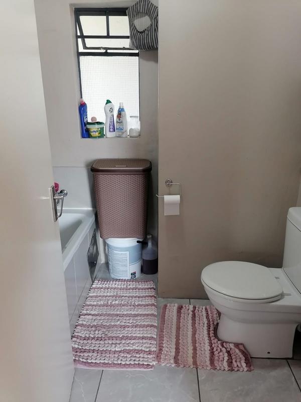 2 Bedroom Property for Sale in Fleurhof Gauteng