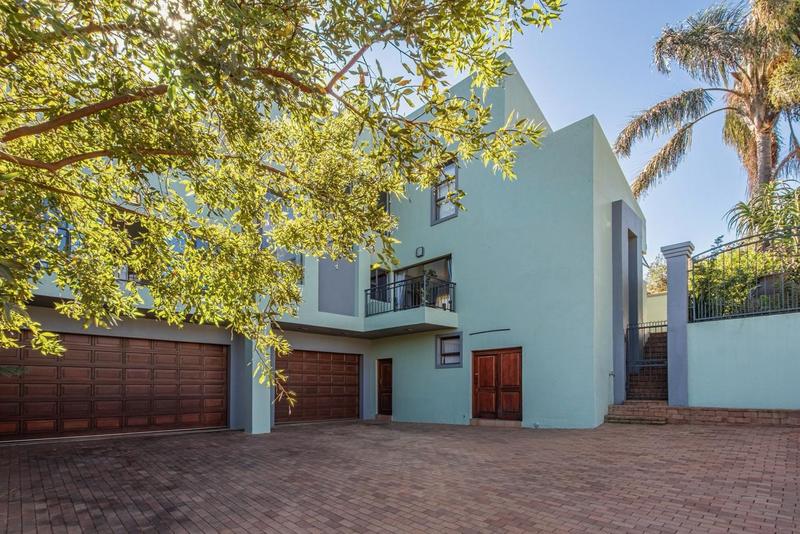 4 Bedroom Property for Sale in Ruimsig Gauteng