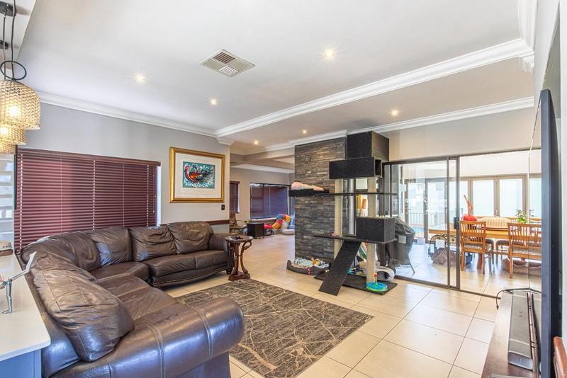 4 Bedroom Property for Sale in Ruimsig Gauteng