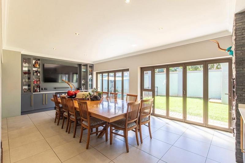 4 Bedroom Property for Sale in Ruimsig Gauteng