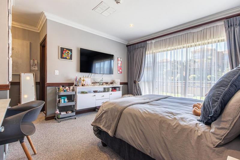4 Bedroom Property for Sale in Ruimsig Gauteng