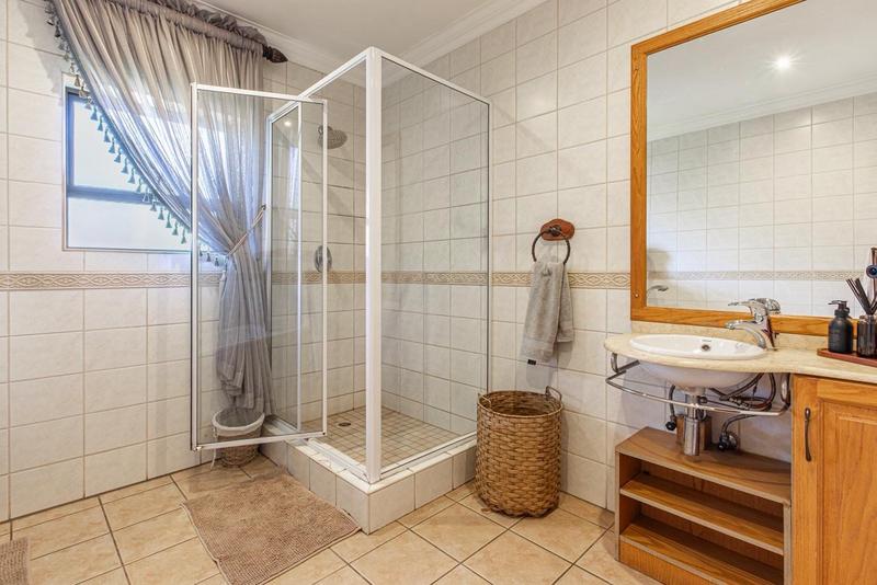 4 Bedroom Property for Sale in Ruimsig Gauteng