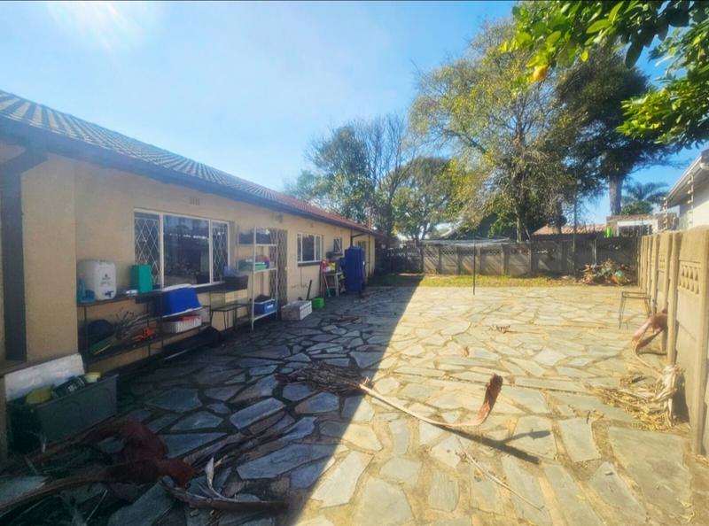 4 Bedroom Property for Sale in Allen Grove Gauteng