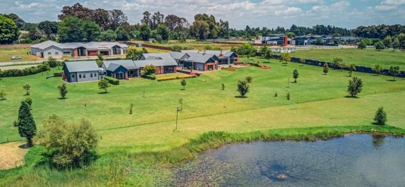 5 Bedroom Property for Sale in Bredell Gauteng