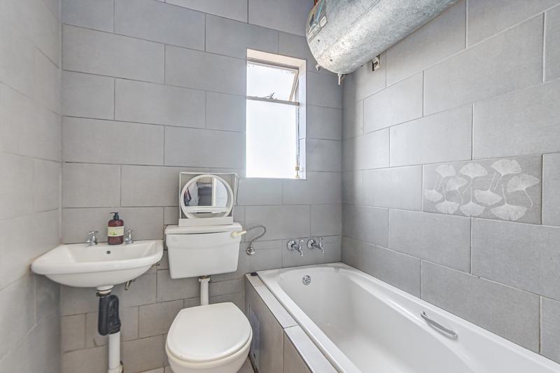 2 Bedroom Property for Sale in Fleurhof Gauteng
