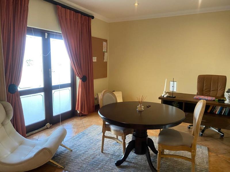 To Let 4 Bedroom Property for Rent in Dainfern Golf Estate Gauteng