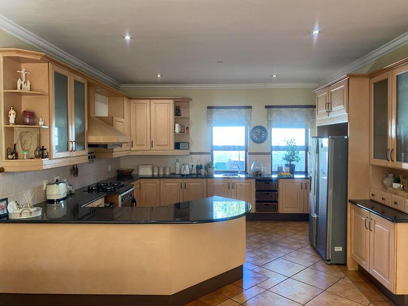 To Let 4 Bedroom Property for Rent in Dainfern Golf Estate Gauteng