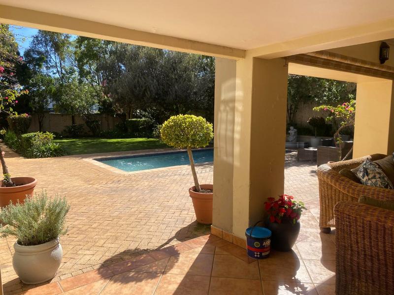 To Let 4 Bedroom Property for Rent in Dainfern Golf Estate Gauteng