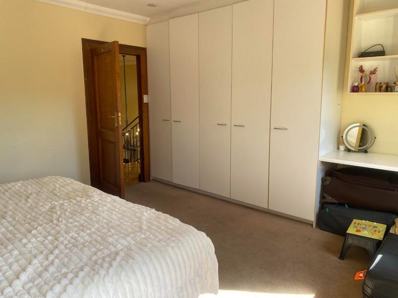 To Let 4 Bedroom Property for Rent in Dainfern Golf Estate Gauteng