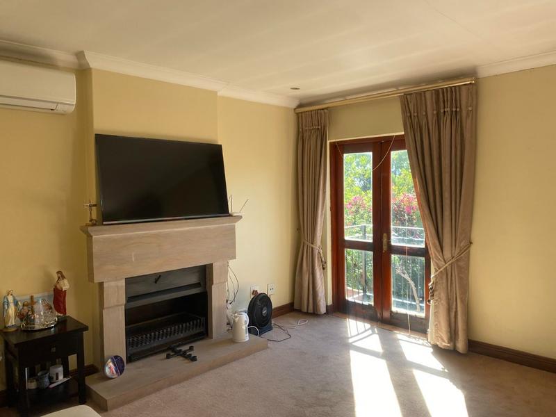 To Let 4 Bedroom Property for Rent in Dainfern Golf Estate Gauteng