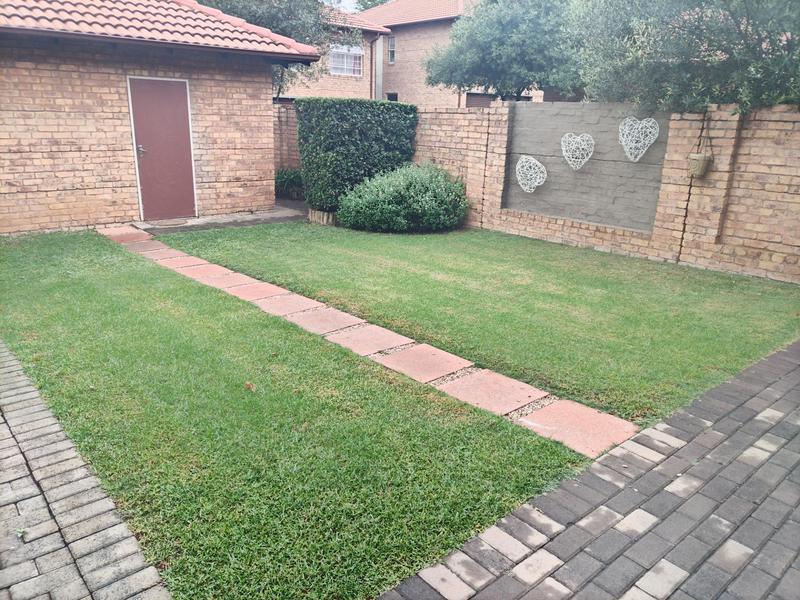 To Let 3 Bedroom Property for Rent in Hazeldean Gauteng