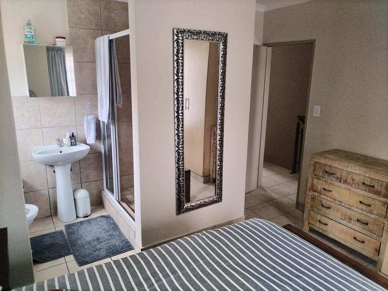 To Let 3 Bedroom Property for Rent in Hazeldean Gauteng