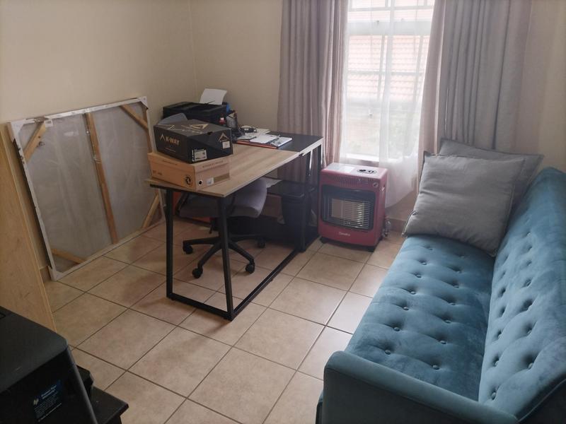 To Let 3 Bedroom Property for Rent in Hazeldean Gauteng
