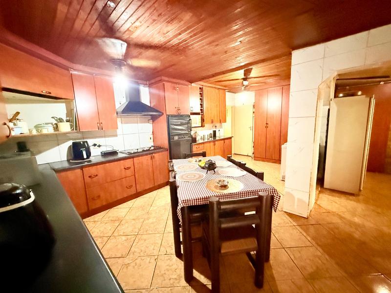 6 Bedroom Property for Sale in Vanderbijlpark CE 2 Gauteng