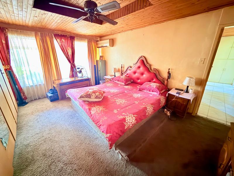 6 Bedroom Property for Sale in Vanderbijlpark CE 2 Gauteng