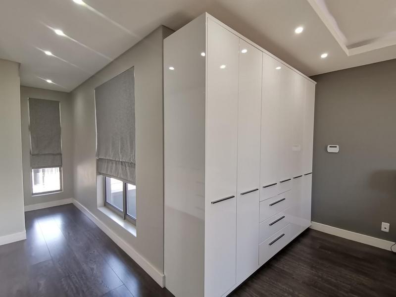 To Let 3 Bedroom Property for Rent in Morningside Gauteng