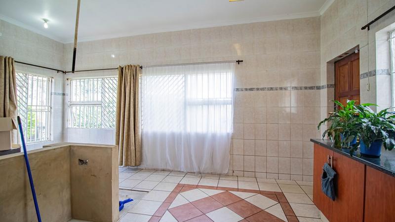 3 Bedroom Property for Sale in Bezuidenhout Valley Gauteng