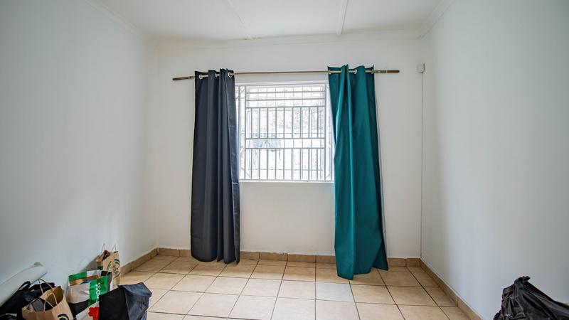 3 Bedroom Property for Sale in Bezuidenhout Valley Gauteng