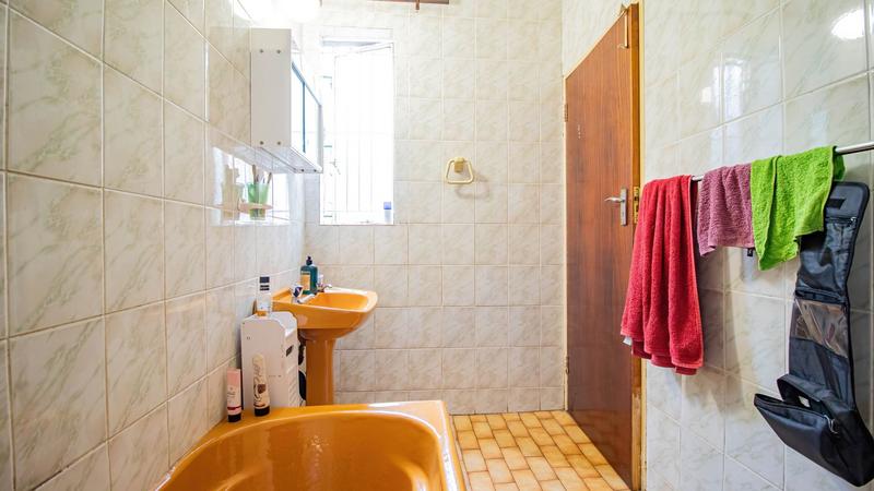3 Bedroom Property for Sale in Bezuidenhout Valley Gauteng