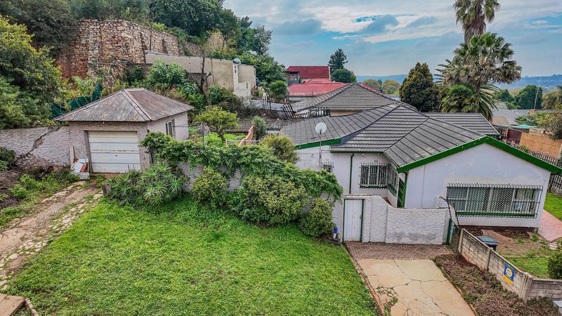 3 Bedroom Property for Sale in Bezuidenhout Valley Gauteng