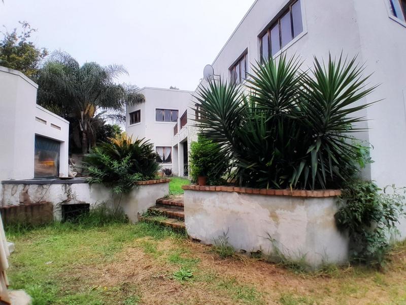 7 Bedroom Property for Sale in The Reeds Gauteng