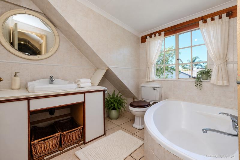 4 Bedroom Property for Sale in Bergbron Gauteng