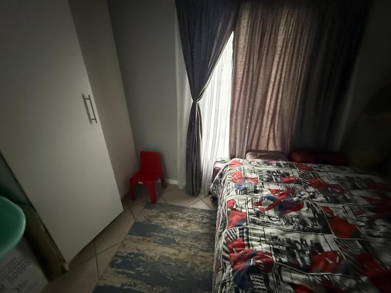 2 Bedroom Property for Sale in The Reeds Gauteng