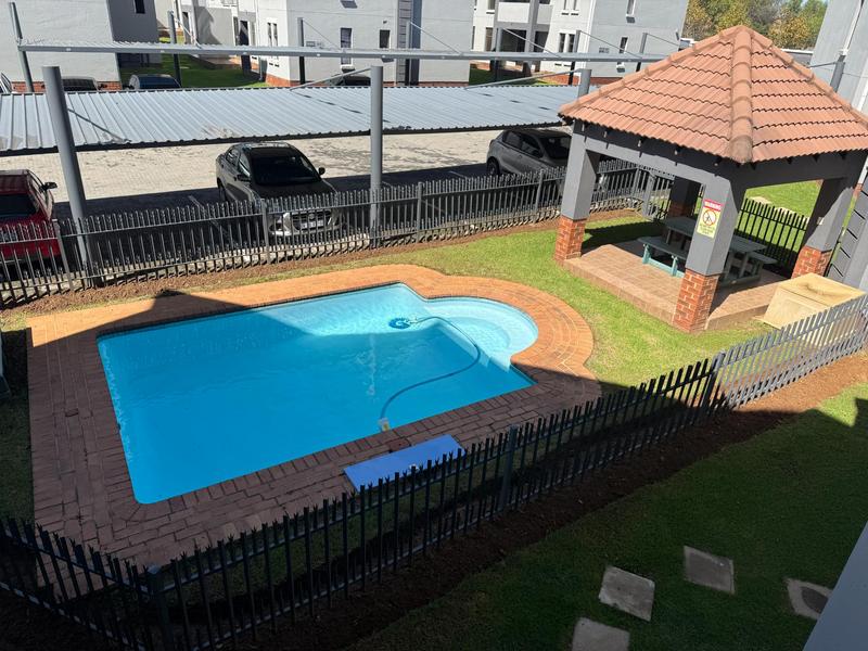 1 Bedroom Property for Sale in Summerfields Estate Gauteng