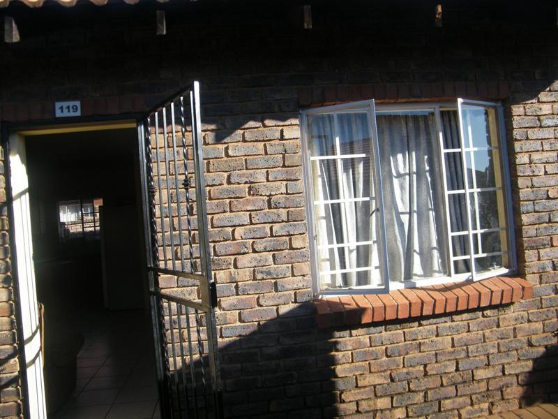 2 Bedroom Property for Sale in The Orchards Gauteng